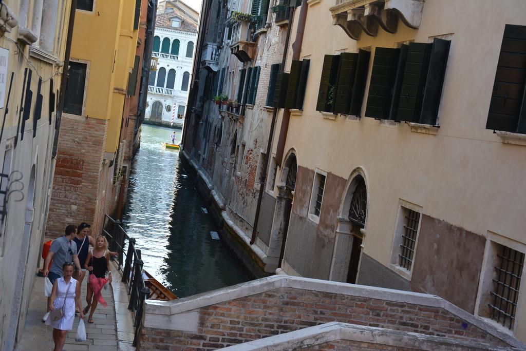 San Marco Design Suites Venesia Bagian luar foto